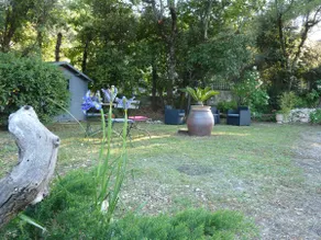 Luberon. Quiet stone house with swimming pool - Image 5