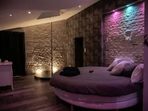 Beautiful 80 m2 private loft for couples - Image 5