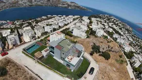 Villa with private private pool and sea views - Image 4