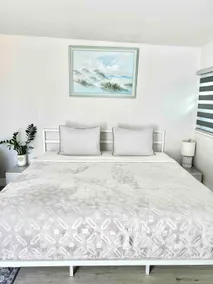Cozy Eco Private Studio 10 min to Downtown & Beach - Image 4