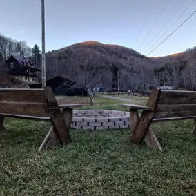 Wild Horse Lodge at Highland Hideaways near Grayson Highlands - Arcade/Theater - Image 5