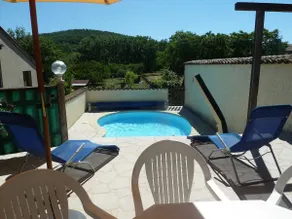 Gîte de la Doudounette - Pool - garden-parking - Image 4