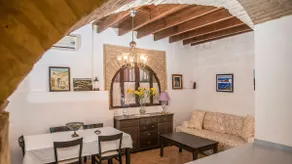 Fabulous Mudejar House. 136m2. Breakfast included - Image 2