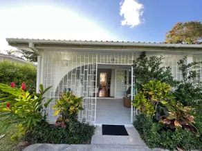 Beautiful 1 Bed Apartment on West Coast - Close to Beach - Image 4