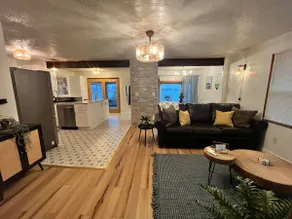 Romantic Lakehouse W/ Brand New Hot Tub! - Image 4