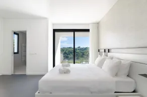 Villa Sobreiro - Idyllic Countryside w Heated Pool - Image 4