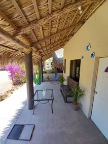 A beach house that's comfortable, nice and super clean - Image 5