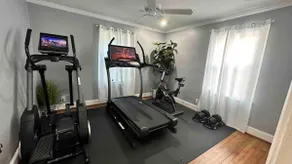Bluebird Abode Stand Alone House 2 Bed 2 Full Bath - Image 2