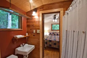 Rabun Cabin at Bleu Canoe Campground - Image 4