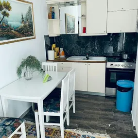 Villa Blue Apartments - Image 4