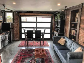 Urban Cottage in Downtown Denver - Image 3