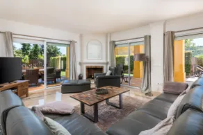 FAIRWAY VILLA SAN ROQUE - Image 5