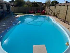 Free heated pool in kid friendly home + game room - Image 2