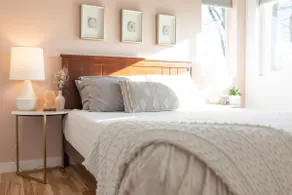 Cozy Centrally Located Apt. w/ AC - Sleeps 5 - Image 3