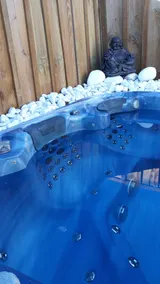 Moyan villa with 3-star hot tub - Image 5
