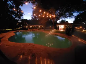 The Bunkhouse Poolside sunsets, mini Highland cows - Image 3