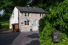 Finest Retreats - The Cottage - Luxury 1 Bed Cottage - Image 2