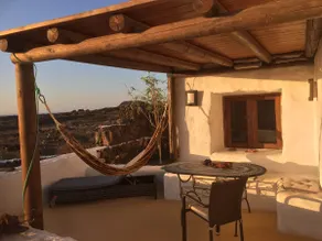 ”Goat stable” with sea view - Image 3