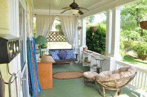 Silvia's Place (space, charm, comfort, location!) - Image 2