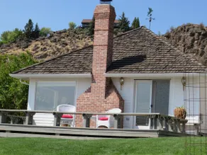 Naches Estates guest house with pool and view - Image 3