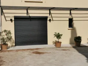 2-bedroom cottage with pool in Provence - Image 4
