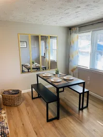 Secret Hideaway-10min to d’town Chatt, Cozy, Modern & Quiet, Perfect for Teleworkers/Healthcare, 1K1Q+Futon - Image 5