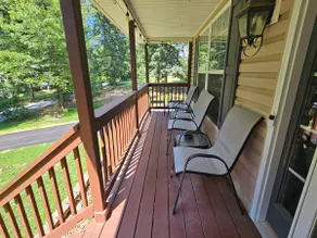 Cozy Mountain Cottage - Perfect for Friends, Family - Image 5