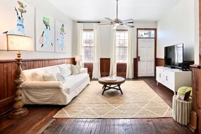 Gallery Stays - Pop Collection - Image 3