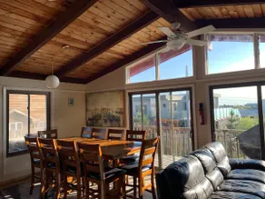 5 bedroom home steps from beach - Image 4