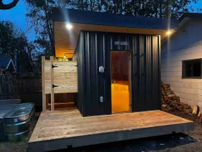 Cozy & Spacious, Downtown C-Wood With Sauna - Image 2