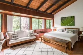 Spacious Tropical Master Guest Suite - Image 5