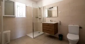 Beautiful apartment with sea view. - Image 2