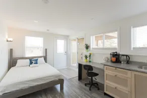 Private Hot Tub, Ocean View, Sauna Access - Image 2