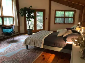 The Woods House, 40 secluded acres & speedy wifi! - Image 5