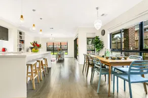 Macpherson Luxe 4BR House by A & T - Image 4