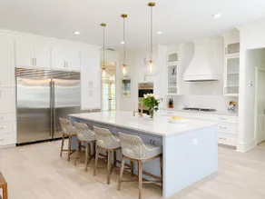 Sienna Lee Gardens: A Beautifully Renovated Home - Image 2