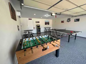 Central, Familial w/ GAME Room - Image 3