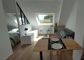 Small cozy nest with sea view, 3-min walk to the beach - Image 4