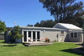 Beautiful Rural Cottage or “Bowral by the Sea” - Image 2