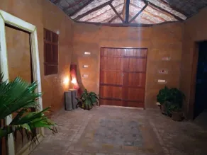 Room 08 - Image 5