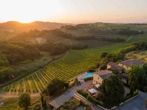 Podere Vergianoni immersed in Chianti with swimming pool - Image 3