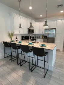 Luxe 2 Bedroom Inter-coastal Downtown Stuart - Image 3