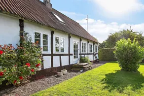 6 person feriebolig i Aakirkeby - Image 4