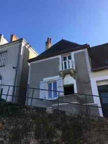 Between castles and vineyards, on the banks of the Loire - Image 3