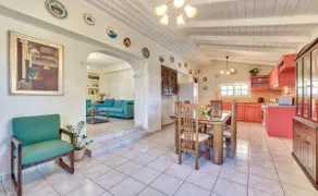 Ina Apartment - Image 5