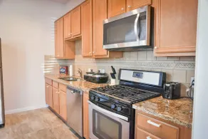 Near NRG Houston Stay | Patio + Free Parking - Image 4