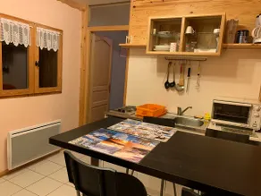 Studio in a chalet with private terrace - Image 4
