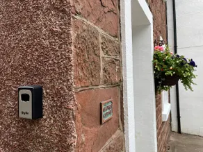 Cosy 2 bedroom cottage in St Bees village near sea - Image 3