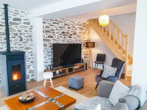 Pleasant house in the mountains - Image 3