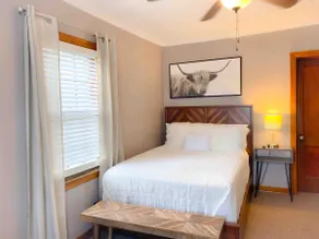 Updated Lovely 3 BR HOUSE ❤️ Heart of Bay City, MI - Image 4